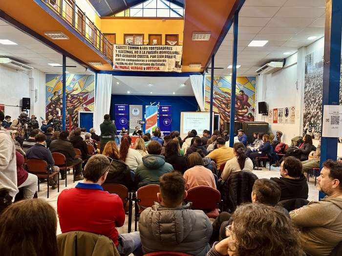 Castillo en actividad de los sindicatos industriales en el PIT CNT