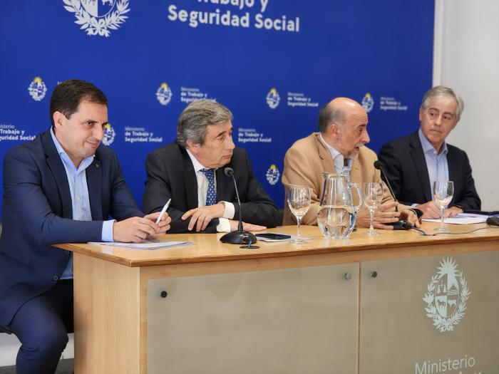 Reunión del Consejo Superior Tripartito sobre productividad