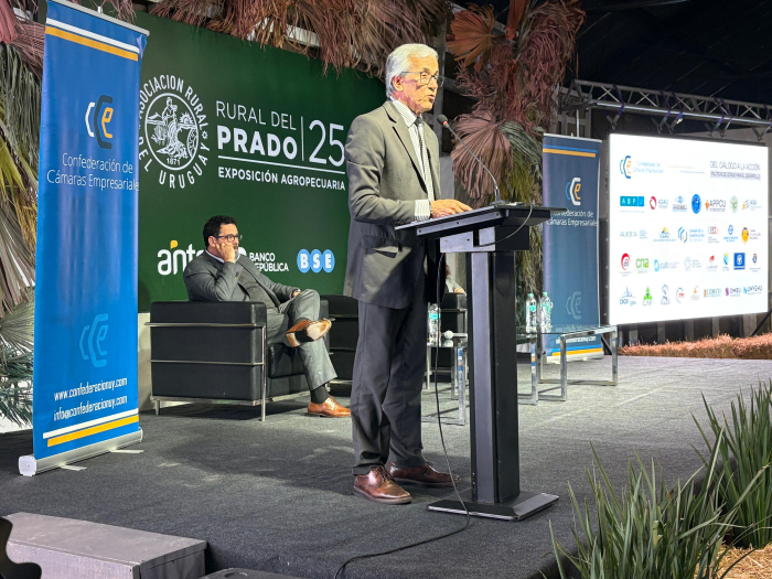 Ministro Castillo participó en actividad de la Confederación de Cámaras Empresariales
