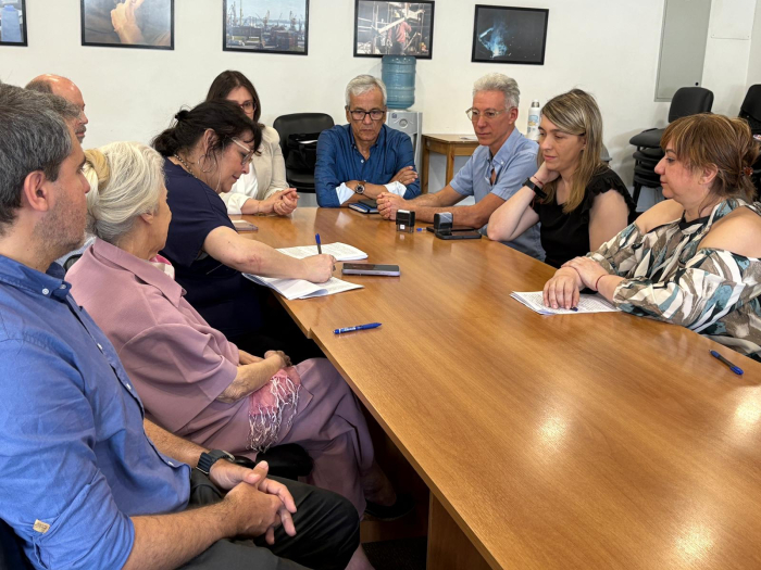 Acuerdo consolida avance histórico para más de 100 mil trabajadoras del sector doméstico Firma del sector doméstico