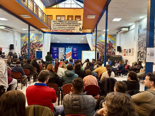 Castillo en actividad de los sindicatos industriales en el PIT CNT