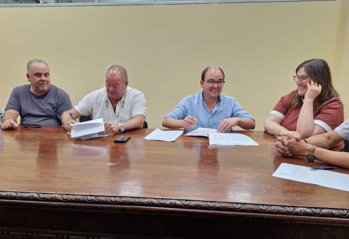 Firma de Convenio Colectivo Flores