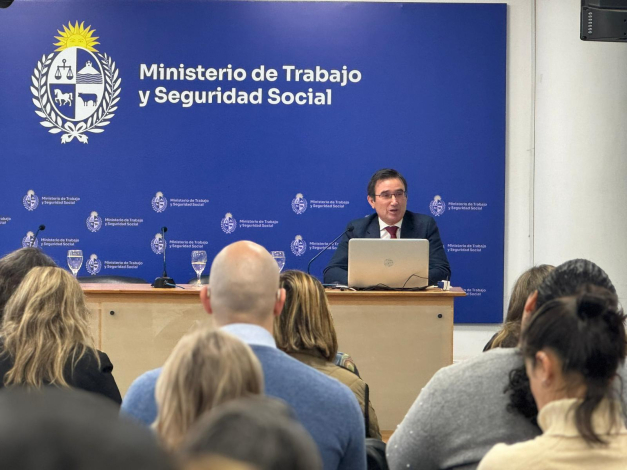 Exposición de López Ahumada en la Sala Erro del MTSS