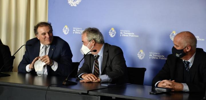 Autoridades firman contrato de la PPP vial Circuito 2