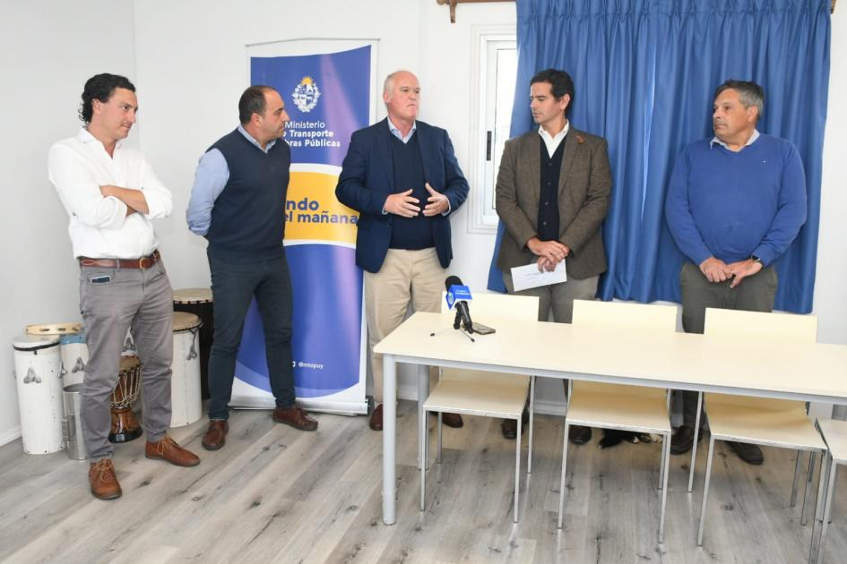Inauguración de obras sociales en el Centro Educativo Los Tréboles Inauguración de obras sociales en el Centro Educativo Los Tréboles