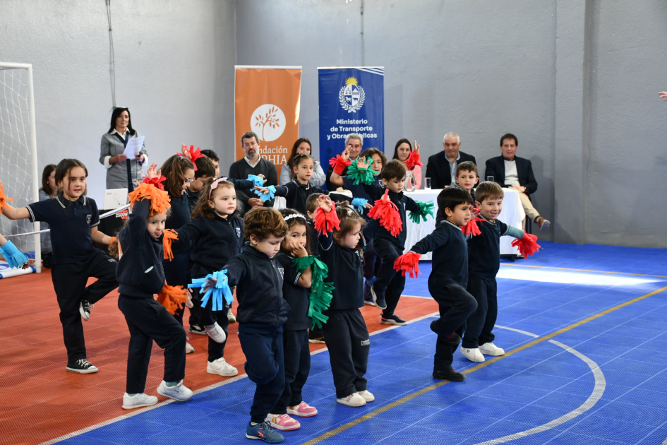 Gimnasio del Colegio San José fue reacondicionado Gimnasio del Colegio San José fue reacondicionado