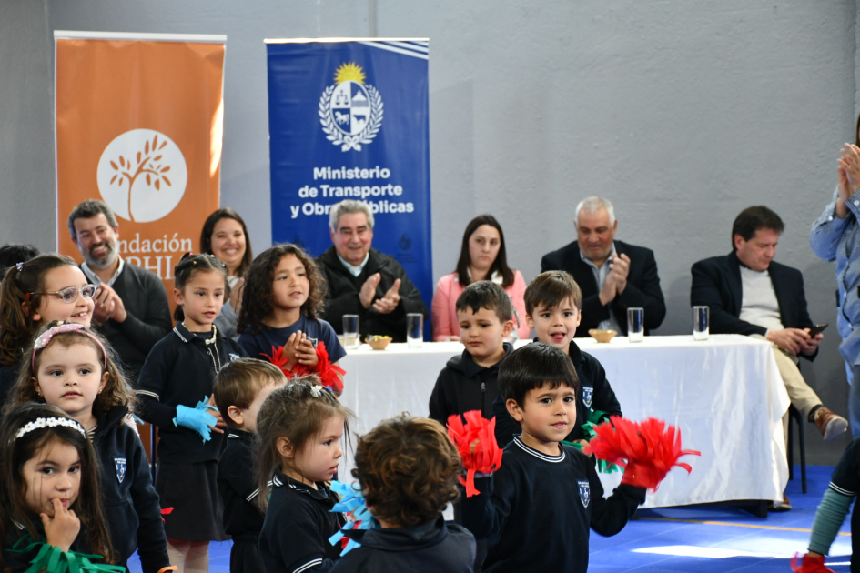 Gimnasio del Colegio San José fue reacondicionado Gimnasio del Colegio San José fue reacondicionado
