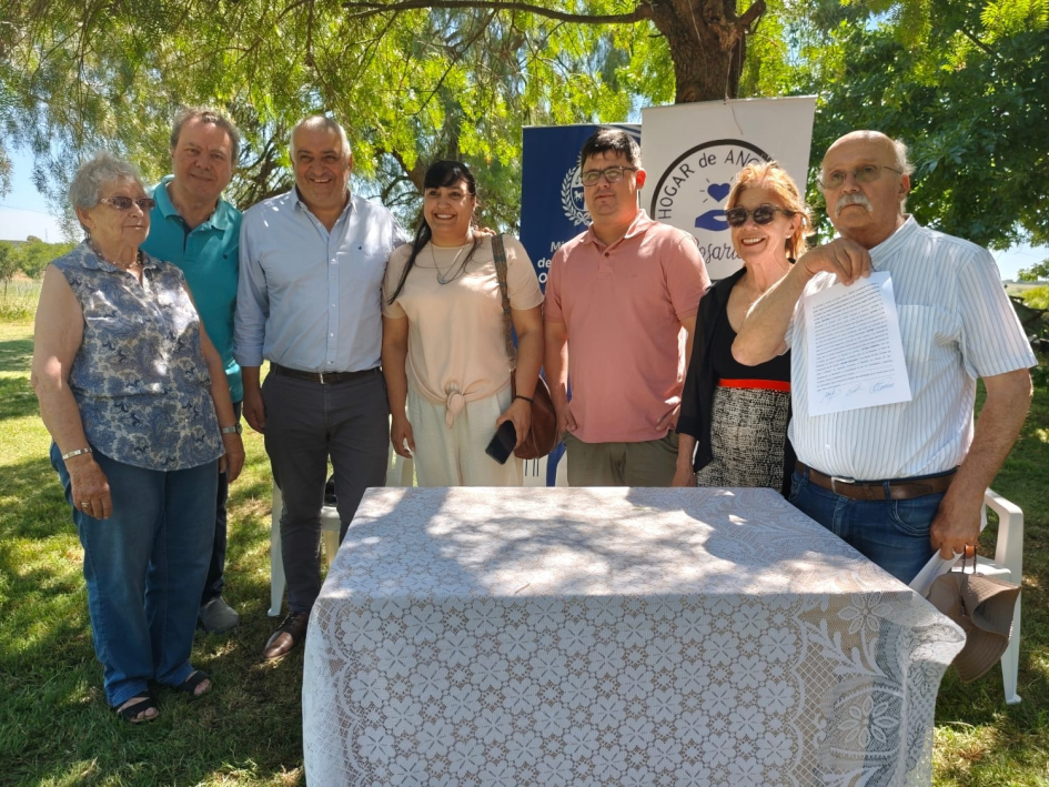 Convenios Sociales fortalece espacios comunitarios en cuatro departamentos Inauguración de obras sociales en El Retoño