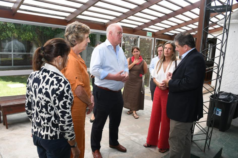 Firma de convenio social con Fundación Nuestro Camino Firma de convenio social con Fundación Nuestro Camino
