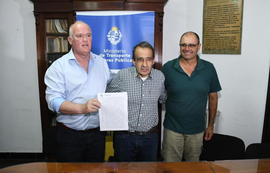 Firma de convenio social con el Movimiento de las Juventudes Agrarias Firma de convenio social con el Movimiento de las Juventudes Agrarias