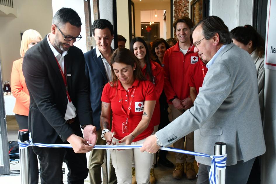 Inauguración de obras sociales en Cruz Roja Uruguaya