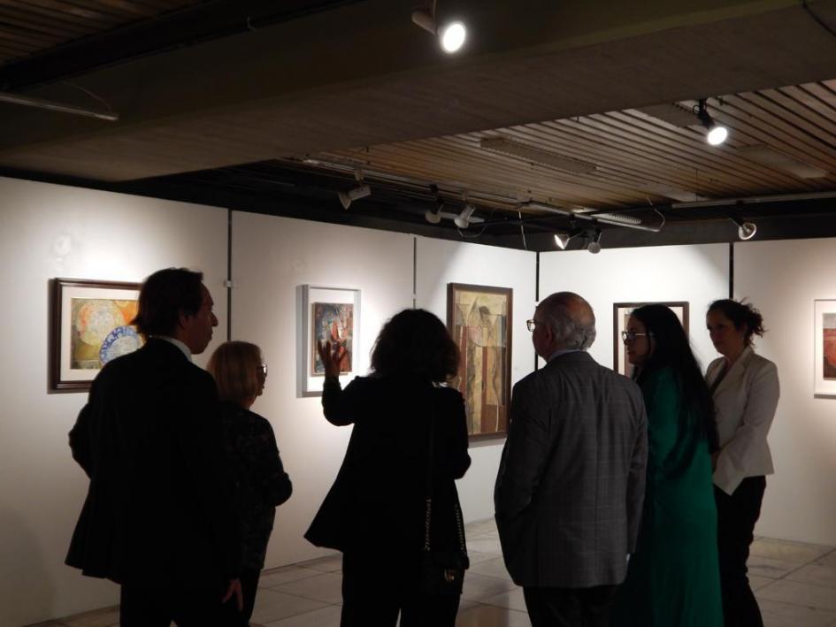 Autoridades visitan la inauguración de la colección de Pepe Montes en MTOP