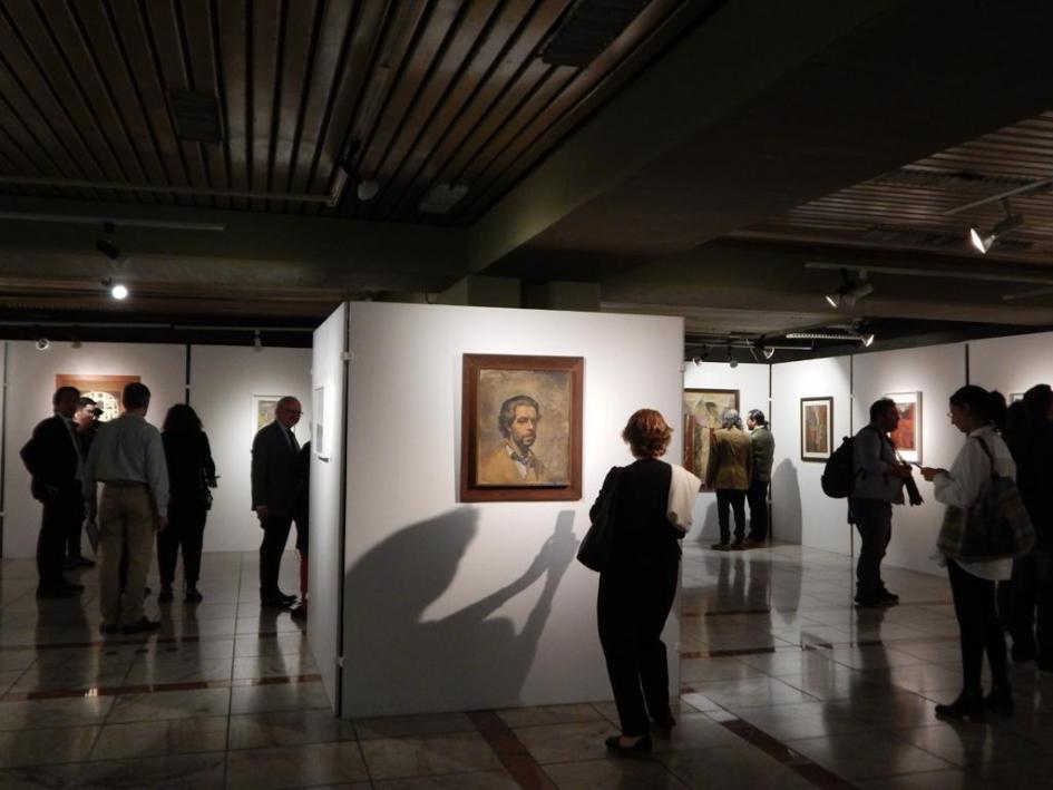 Muestra Pepe Montes “En la cotidianidad del oficio” en la Sala Carlos F. Sáez del MTOP Autoridades visitan la inauguración de la colección de Pepe Montes en MTOP