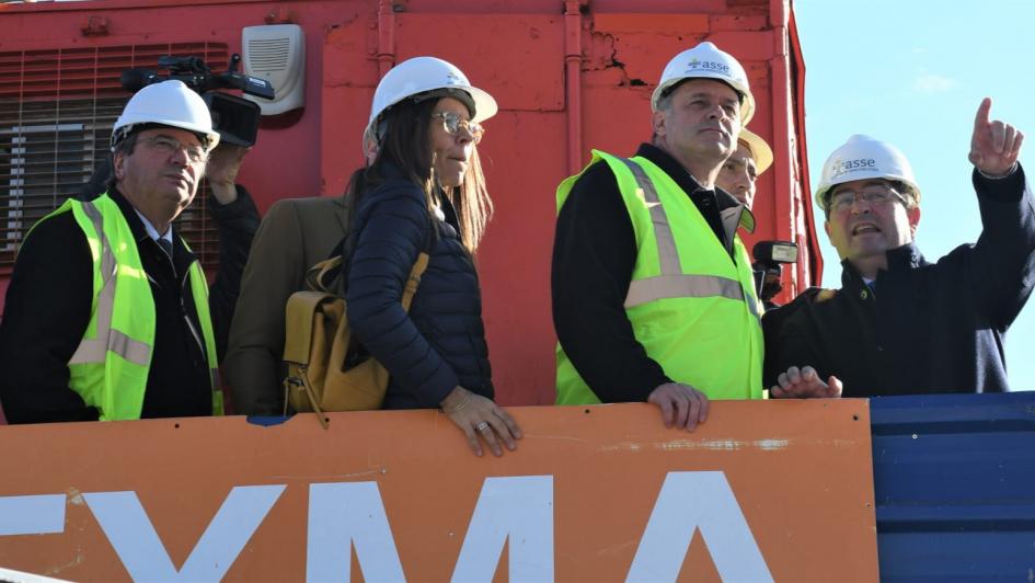 Avanza la construcción del futuro hospital del Cerro Ministro José Luis Falero, Álvaro Delgado y Leonardo Cipriani recorren la obra