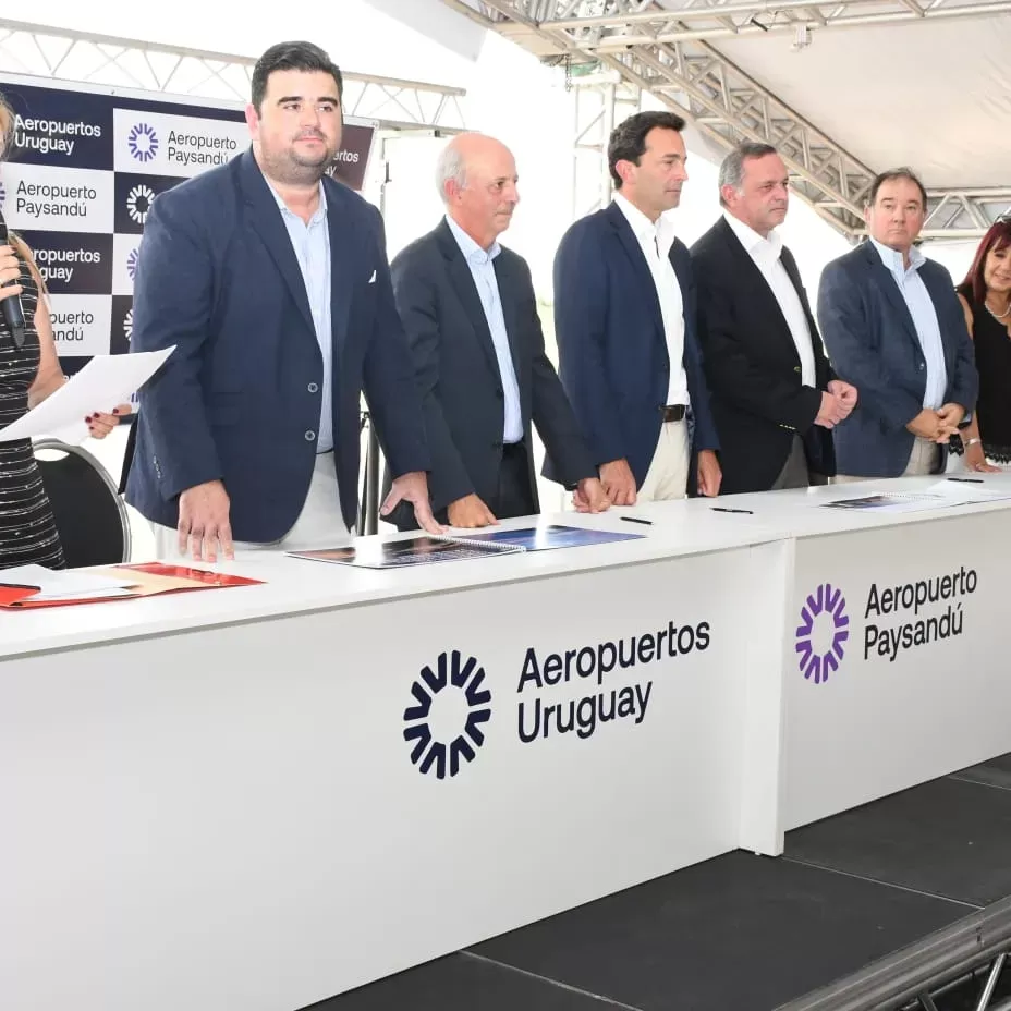 Toma de posesión del Aeropuerto de Paysandú a la concesionaria Aeropuertos Uruguay