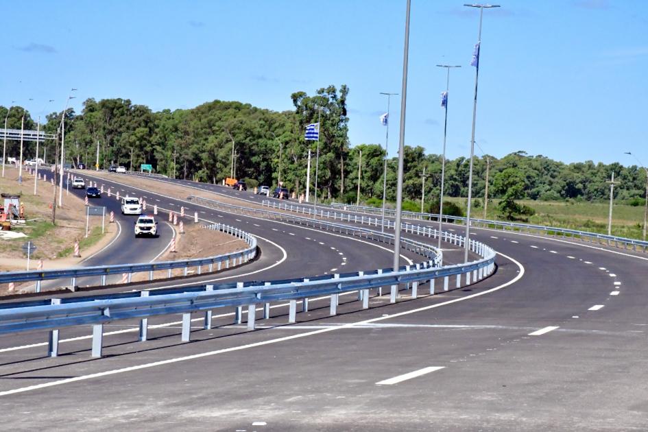Rutas del este presentan mejores condiciones de seguridad Intercambiador de rutas Interbalnearia y 10