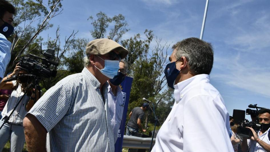 Ministro Heber e intendente de Treinta y Tres, Mario Silvera, durante inauguración de las obras