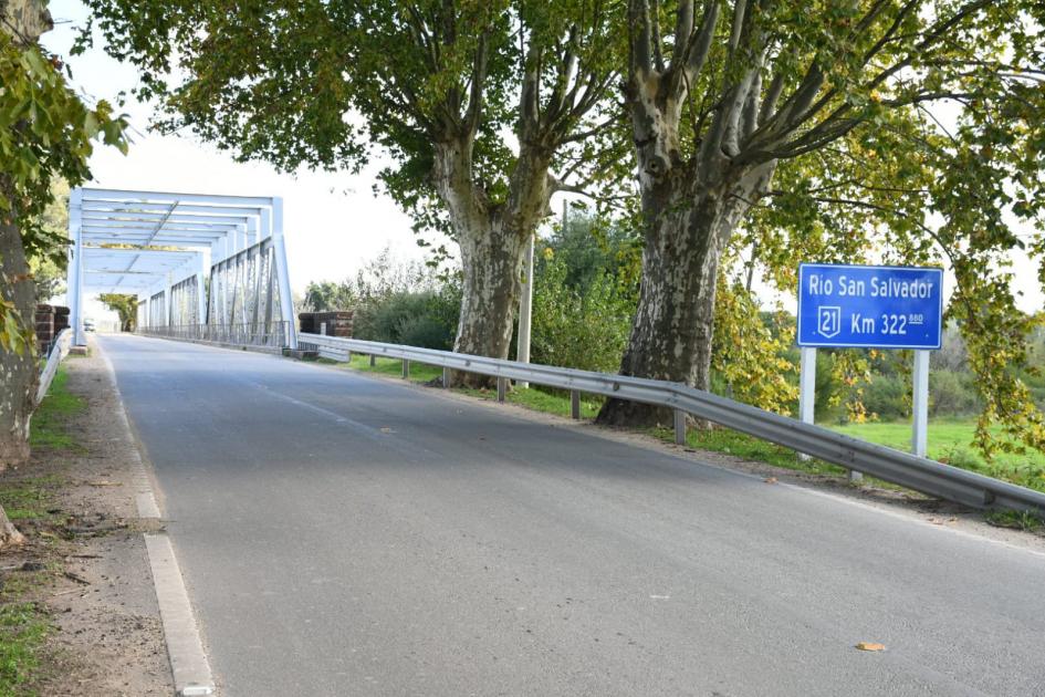 Puente sobre el río San Salvador