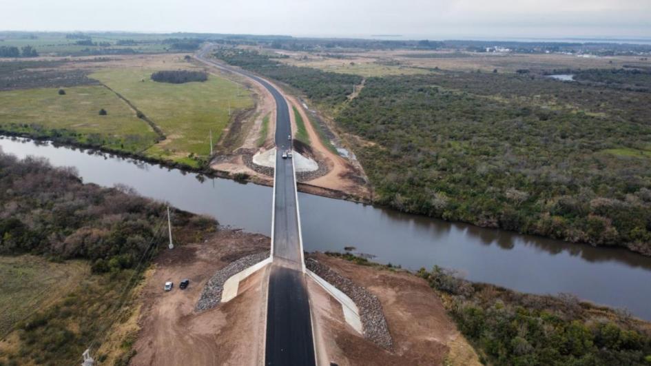 Nuevo puente de Carmelo visto desde arriba