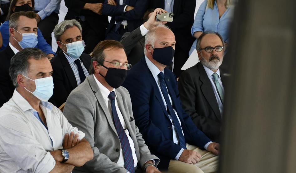 “Uruguay es un país activo y dinámico” Ministro, Subsecretario e Intendente de Canelones observan la presentación del inicio de obras