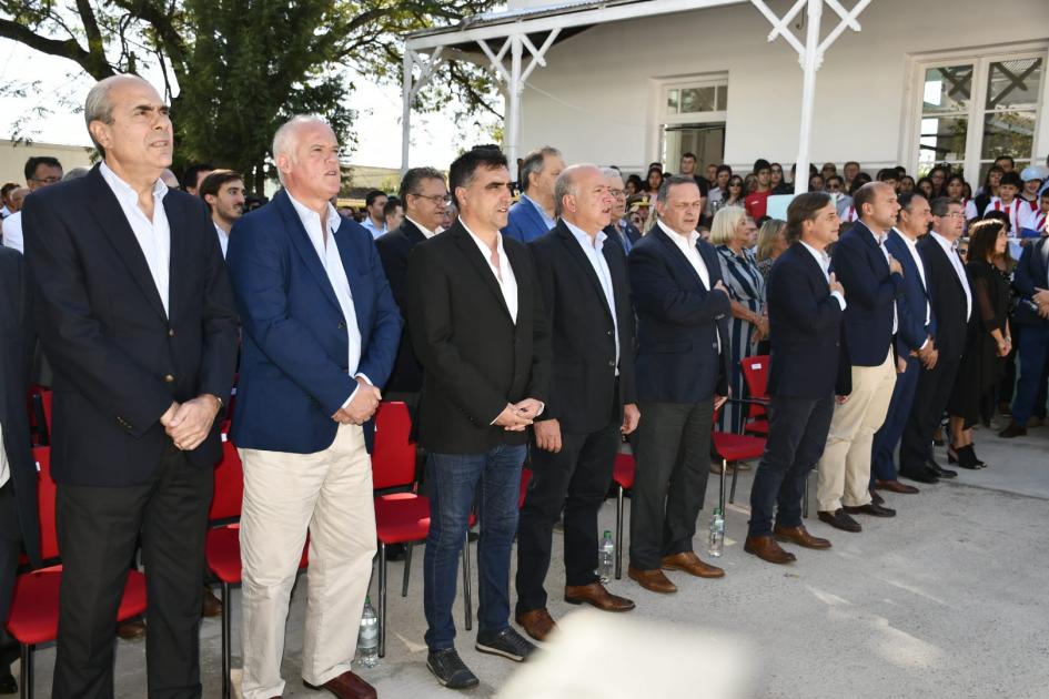 inauguración centro de referencia de políticas sociales en Salto