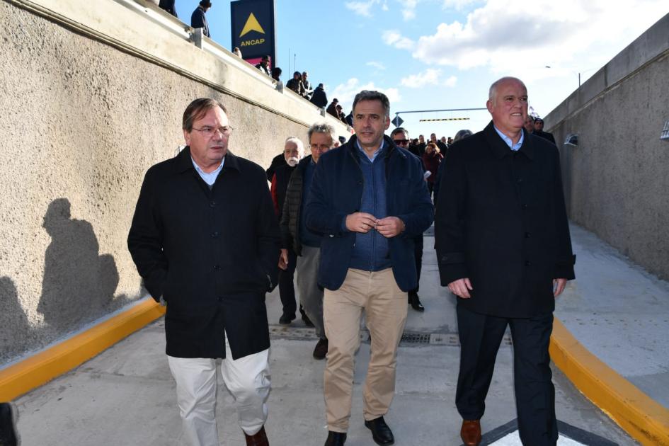 Falero, Orsi y Olaizola en inuaguración túneles Pinamar Falero, Orsi y Olaizola en inauguración túneles Pinamar