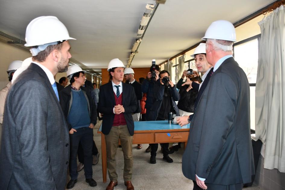 Recorrida de autoridades MTOP y Mides en Tiburcio Cachón Avanzan obras en el Centro de Rehabilitación “Tiburcio Cachón” por convenio entre el MIDES y MTOP