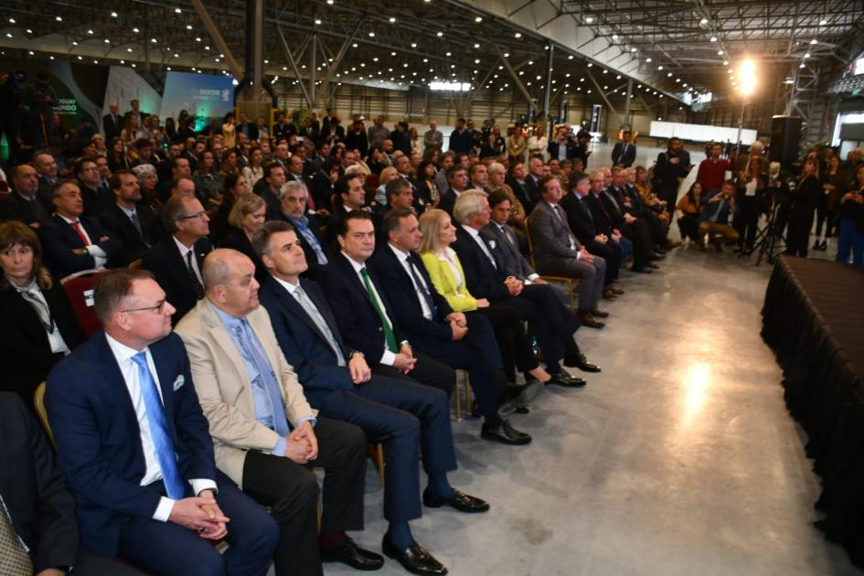 Inauguración de planta UPM en Puerto de Montevideo