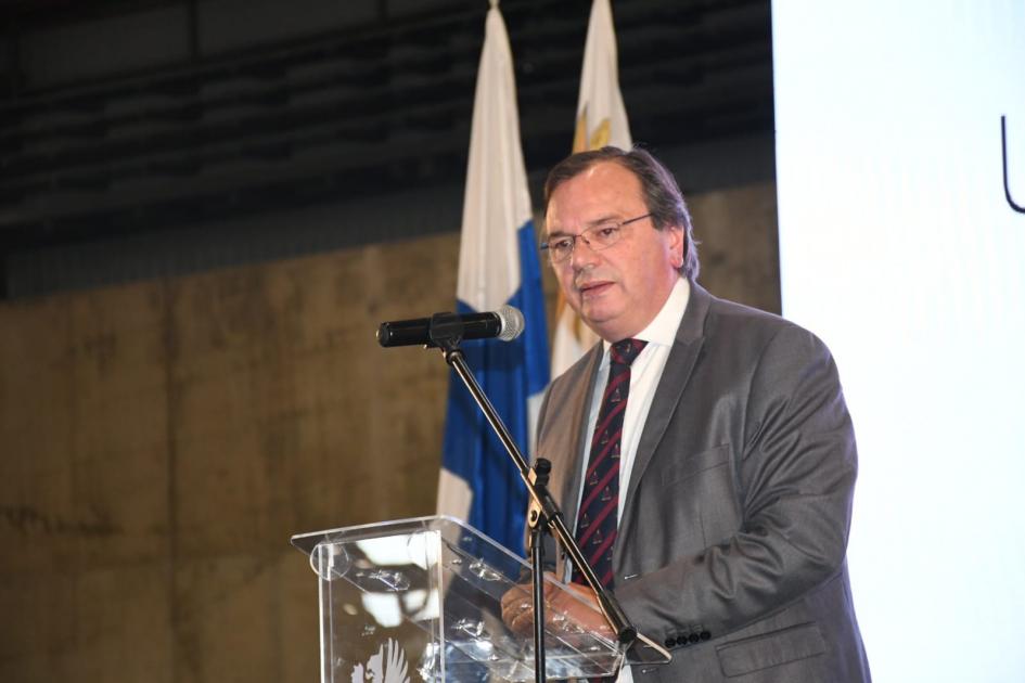 Inauguración de planta UPM en Puerto de Montevideo