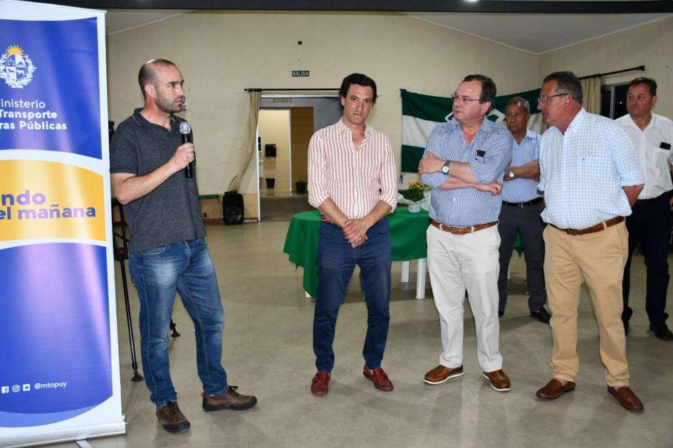 Inauguración Club A. Independencia en Artigas