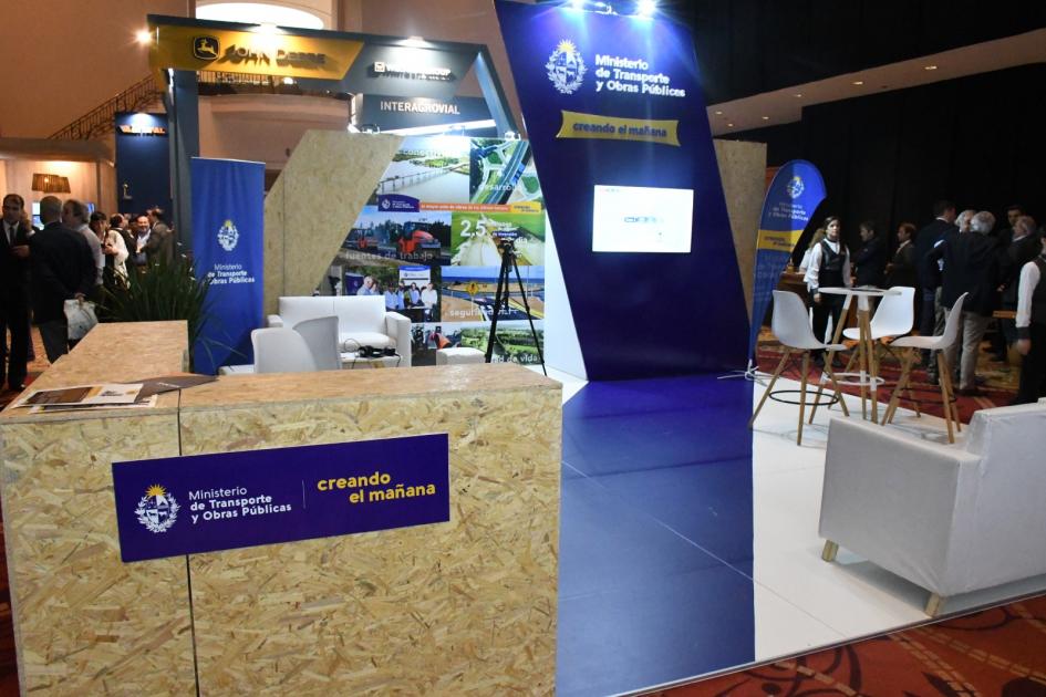 Stand del Ministerio en el Congreso