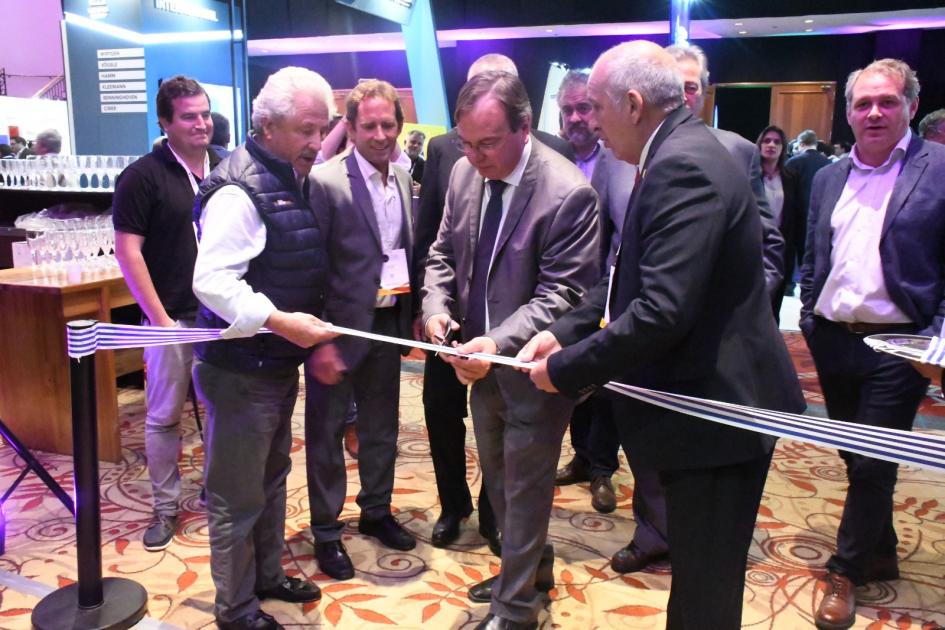 XXI Congreso Ibero Latinoamericano del Asfalto Corte de cinta que inaugura el Congreso