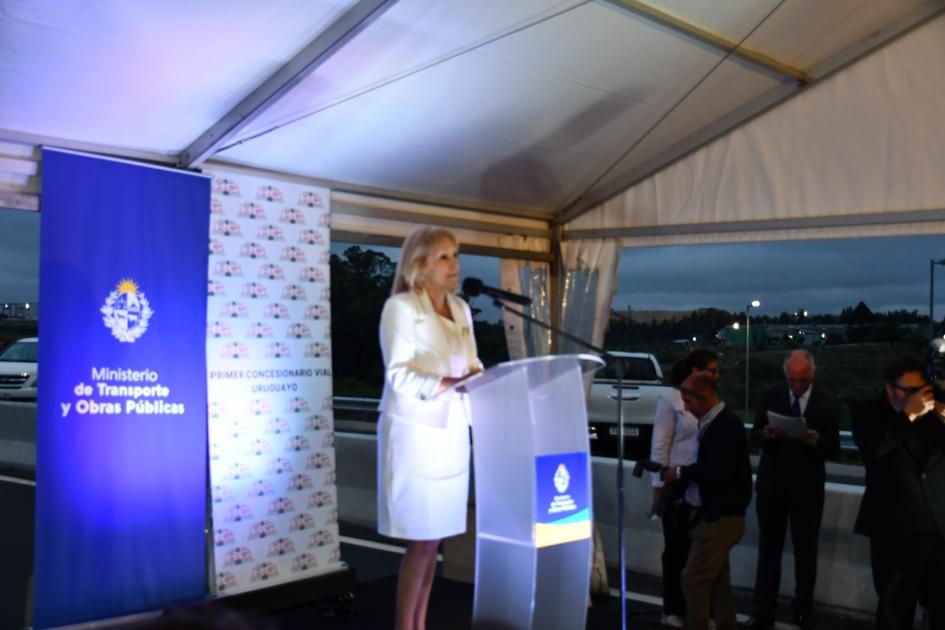 Inauguramos el intercambiador en ruta 5 y camino Eduardo Pérez Discurso de Intdenta de Montevideo, Carolina Cosse.