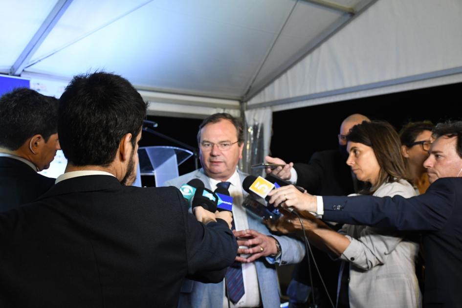 Inauguramos el intercambiador en ruta 5 y camino Eduardo Pérez Rueda de prensa del Ministro, José Luis Falero.