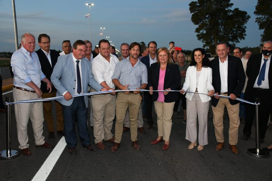 Inauguración primera etapa doble vía ruta 3