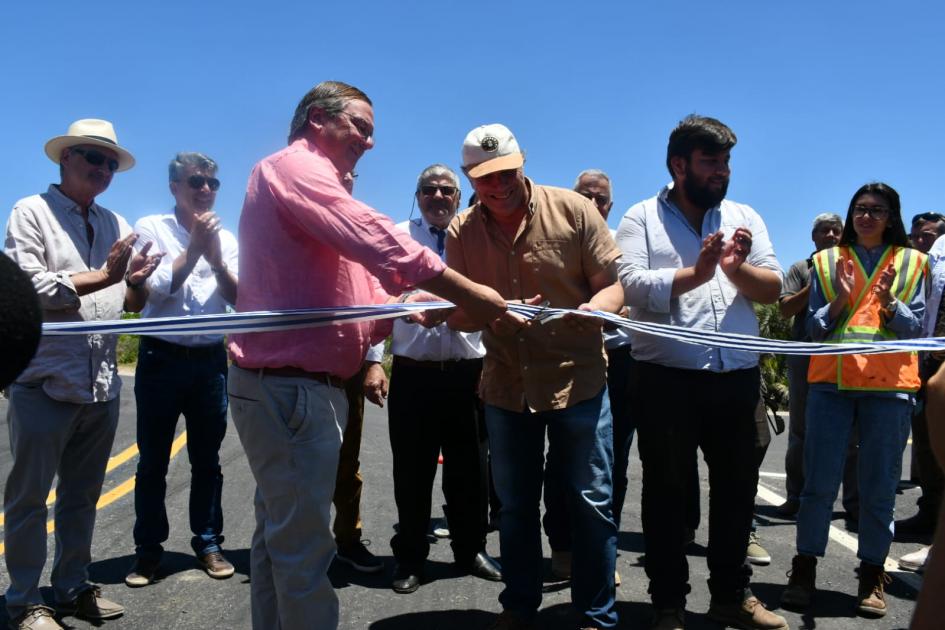 Obras de acceso a Barra del Chuy