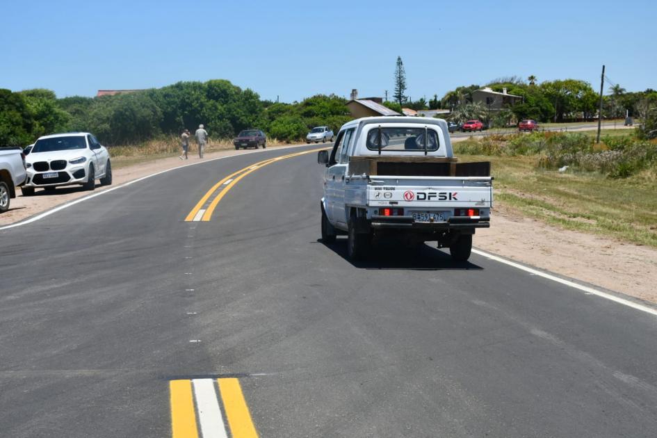 Obras de acceso a Barra del Chuy