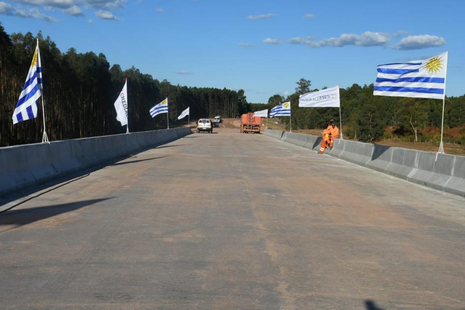 Recorriendo obras en el puente Picada Oribe