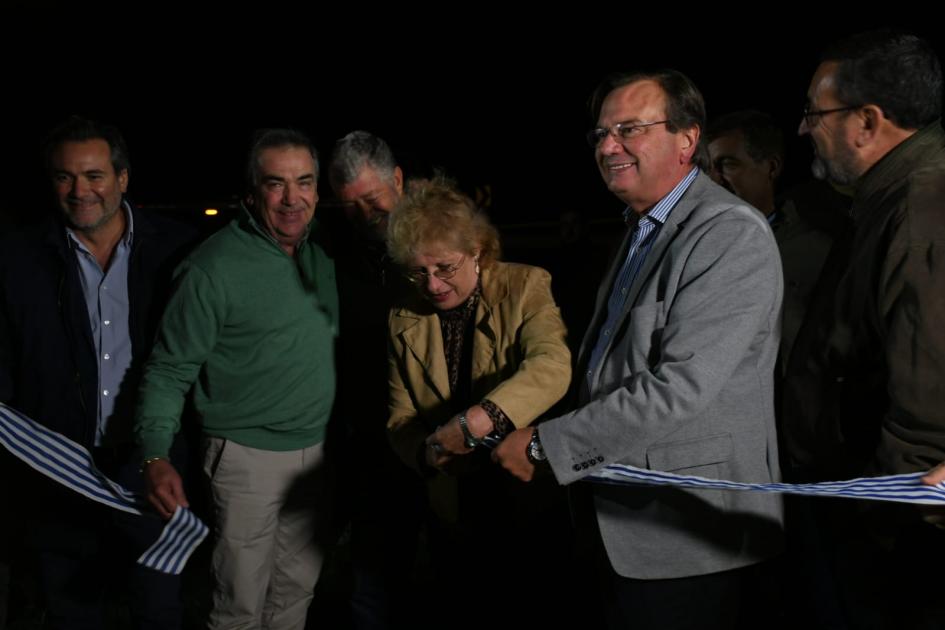 Inauguración de luminaria en ruta 21 y bypass de Carmelo