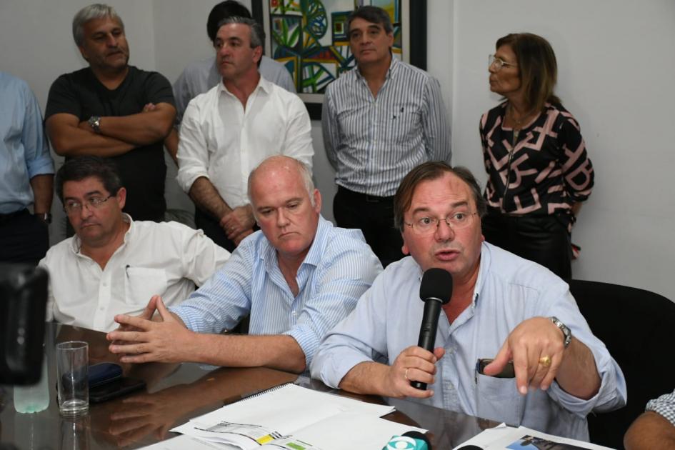 Conferencia de prensa en Intendencia de Cerro Largo Conferencia de prensa en Intendencia de Cerro Largo