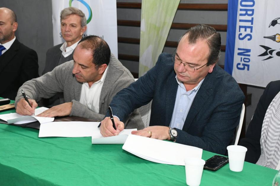 Firma de Acuerdo Complementaria con Municipio F