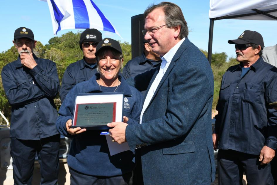 Entrega de reconocimiento a balseros de Hidrografía Entrega de reconocimiento a balseros de Hidrografía