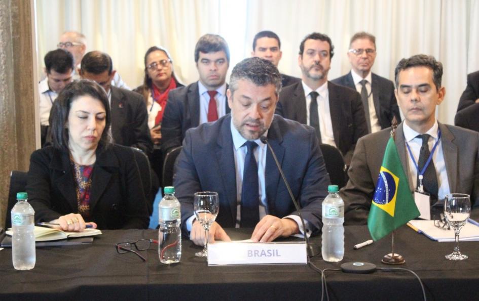 Comisión del Acuerdo de la Hidrovía Paraguay - Paraná (Puerto Cáceres - Puerto Nueva Palmira)