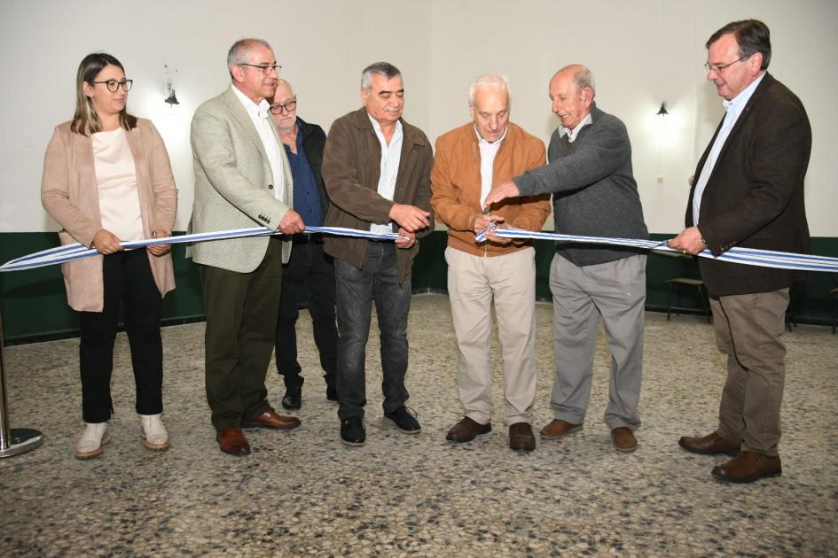 Inauguración de obras por convenio social en Centro Democrático Inauguración de obras por convenio social en Centro Democrático