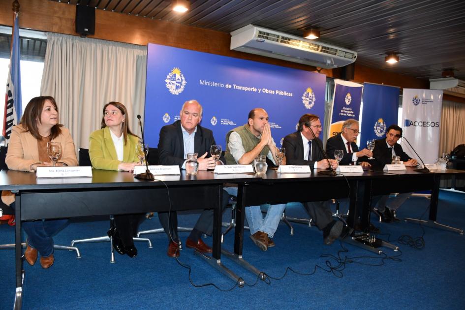 Acto de concreción de capacitaciones para Accesos Acto de concreción de capacitaciones para Accesos