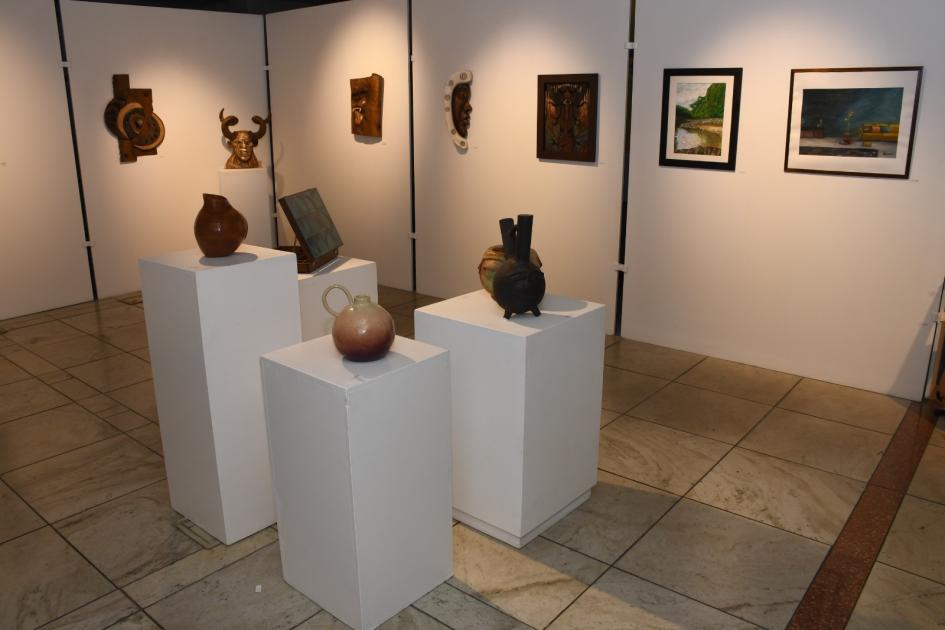 Muestra de la de alumnos de la Escuela de Artes y Artesanías Dr. Pedro Figari Muestra de la de alumnos de la Escuela de Artes y Artesanías Dr. Pedro Figari