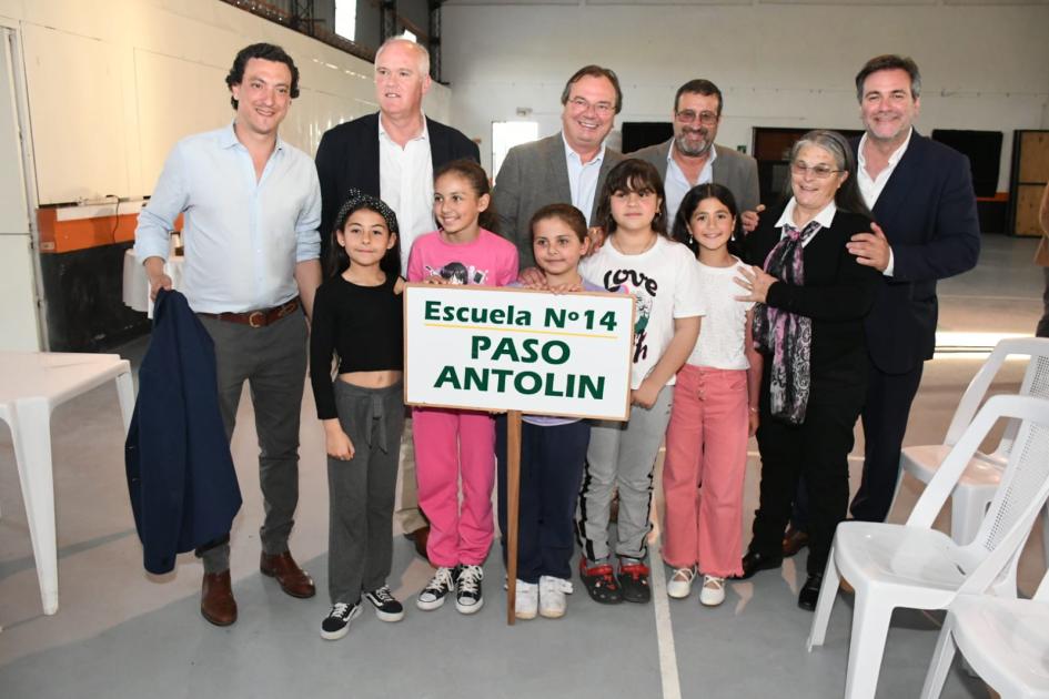 Firma de convenio social en Club Sud América Firma de convenio social en Club Sud América