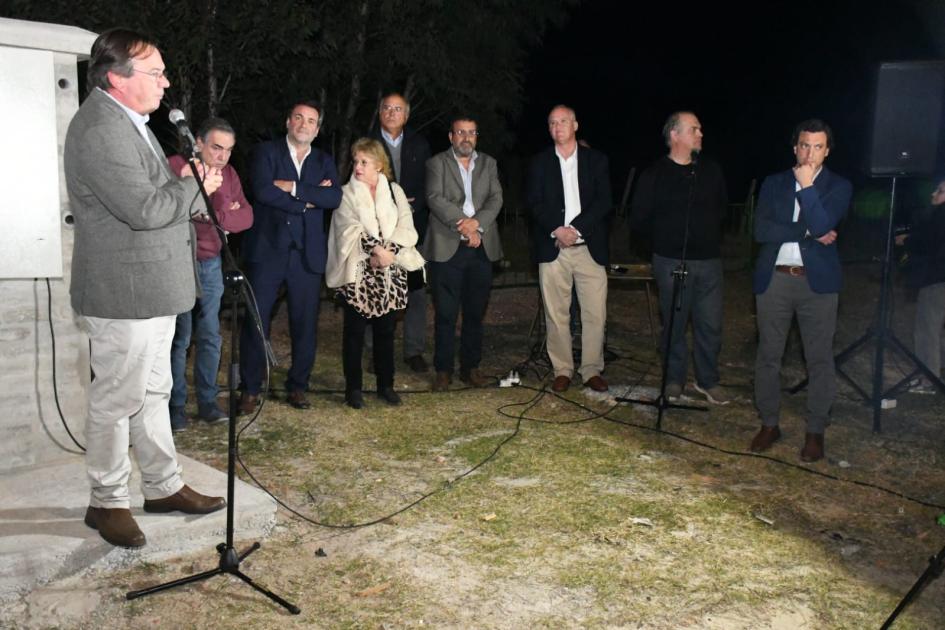 Inauguración de luminaria en Carmelo