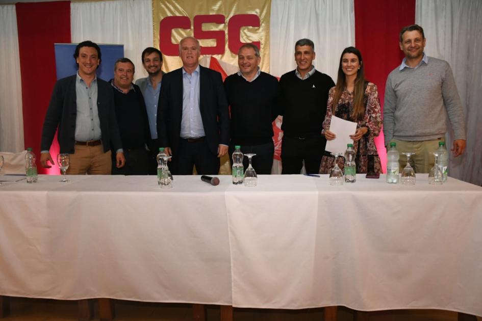Firma de convenio social con Club Social Casupá Firma de convenio social con Club Social Casupá