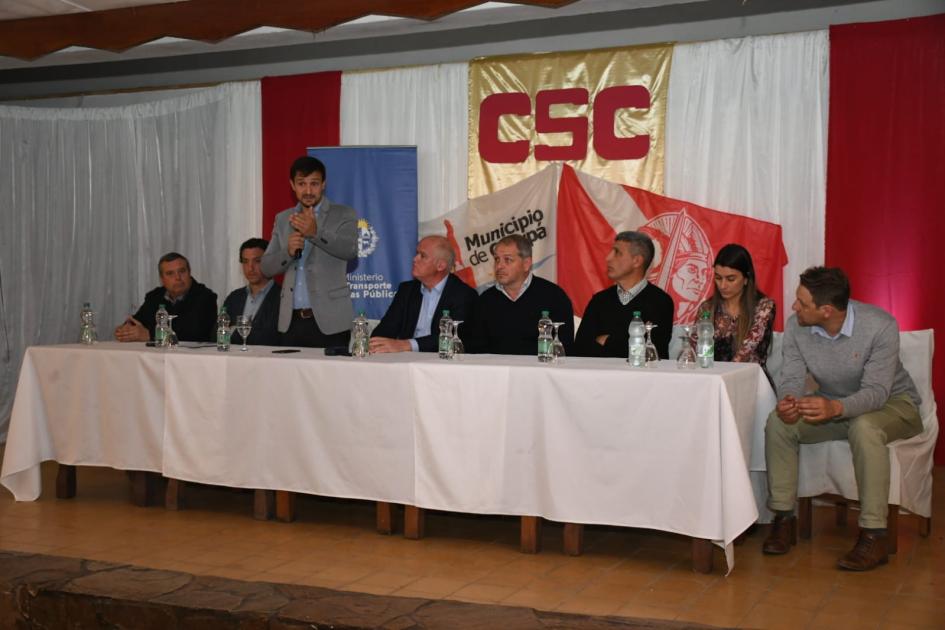Firma de convenio social con Club Social Casupá Firma de convenio social con Club Social Casupá